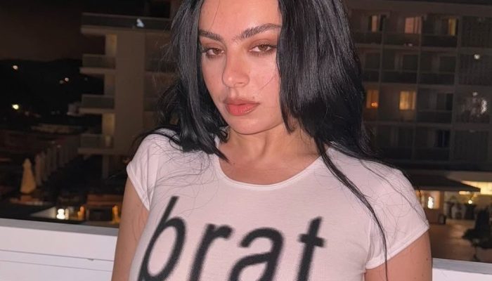 1-charli-xcx-brat.jpg