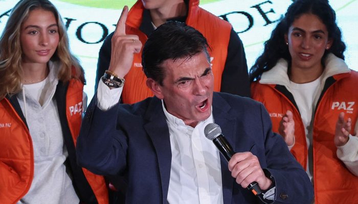 1761055273_2025-10-20t025716z_1_lynxnpel9j03v_rtroptp_4_bolivia-election.jpg