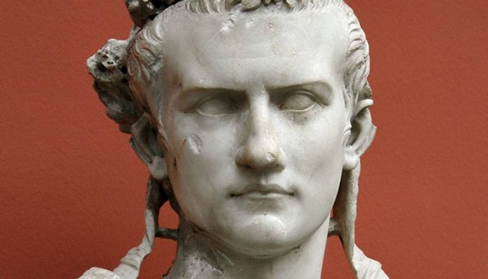 1907-Imperador-Caligula-layout_site.jpg