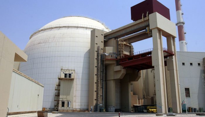 2010-08-2gm1e68l1j2301_rtrmadp_3_iran-nuclear-bushehr.jpg