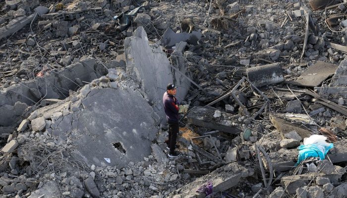 2025-05-15t121149z_1_lynxmpel4e0mz_rtroptp_4_israel-palestinians-gaza.jpg