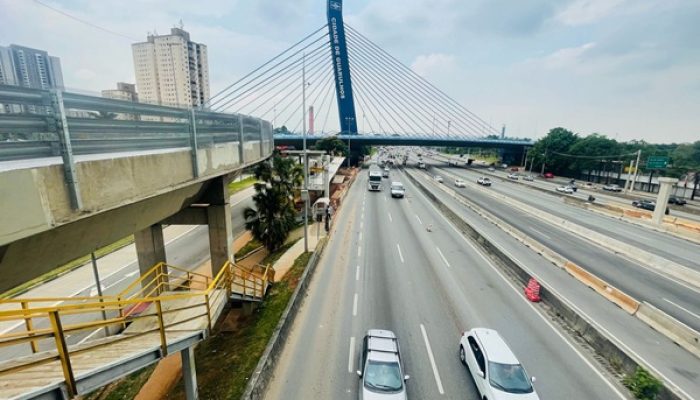 CCR-RioSP_passarela-Guarulhos.jpeg