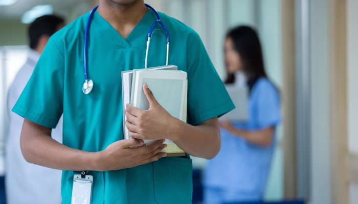 Camara-discute-exame-nacional-para-validar-formacao-medica-no-Brasil.png
