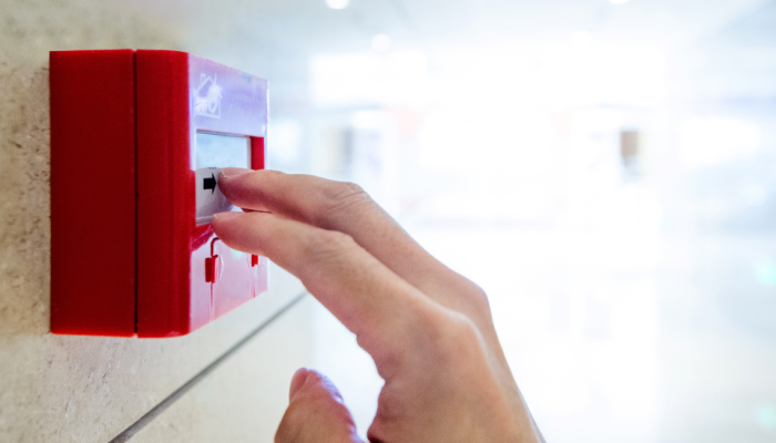 Incendios-em-hospitais-crescem-75-e-expoem-fragilidade-eletrica-no-setor.png