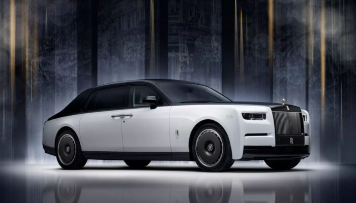 Rolls-Royce-Phantom-Centenary-Private-Collection-1022-2-2048x1152-1.webp.jpeg