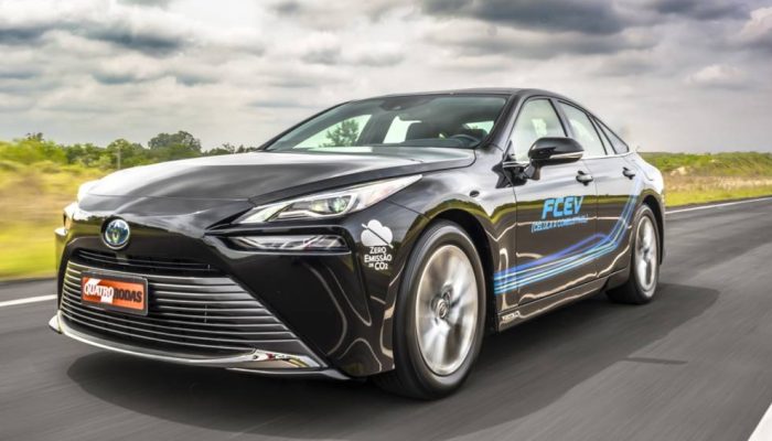 Toyota-Mirai-carro-a-hidrogenio-testado-no-Brasil-por-QUATRO-RODAS-2.jpg