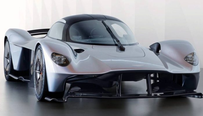 aston-martin-valkyrie-71.jpg