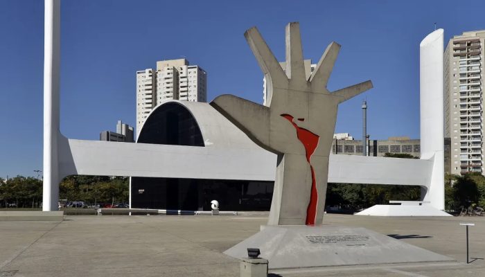 memorial-da-america-latina-e1742559926594.jpg