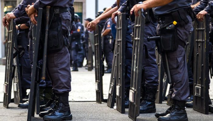 policiais.jpg