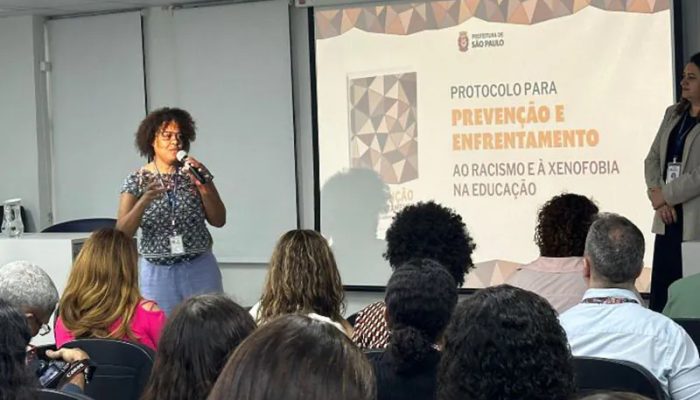 profissionais-educacao-treinamento.jpg